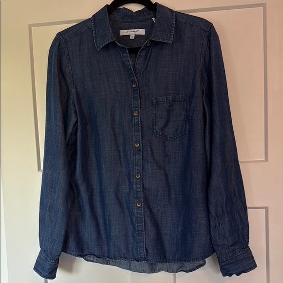 Foxcroft Blue Denim Shirt sz 8 - Picture 1 of 5